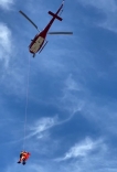 Bombeiros resgatam mulher ferida em trilha no Morro do Cambirela