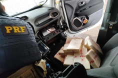 Casal com carro emplacado em Palhoça é preso com 37 quilos de cocaína no Rio...