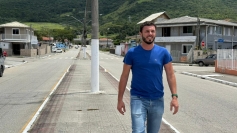 Após solicitação de Pakão, Pontal, Praia de Fora e Furadinho recebem ação de limpeza e...