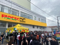 Uniasselvi Fadesc promove evento na Ponte do Imaruim em comemoração ao Dia das Crianças