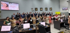 Câmara Municipal faz homenagem ao Dia Internacional da Mulher