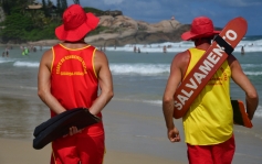 Bombeiros abrem inscrições para novo Curso de Guarda-Vidas Civil