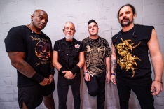 Sepultura se despede dos palcos e faz parada histórica na Arena Opus