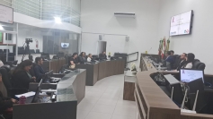 Jean Negão conduz reunião com a participação dos vereadores Alexandre e Bala