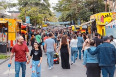 Ein Prosit: maior festa típica da Grande Florianópolis celebra cultura alemã na Pedra Branca